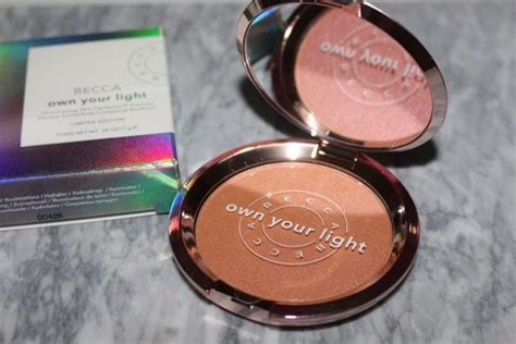 Becca Own Your Light Shimmering Skin Perfector Highlighter Review