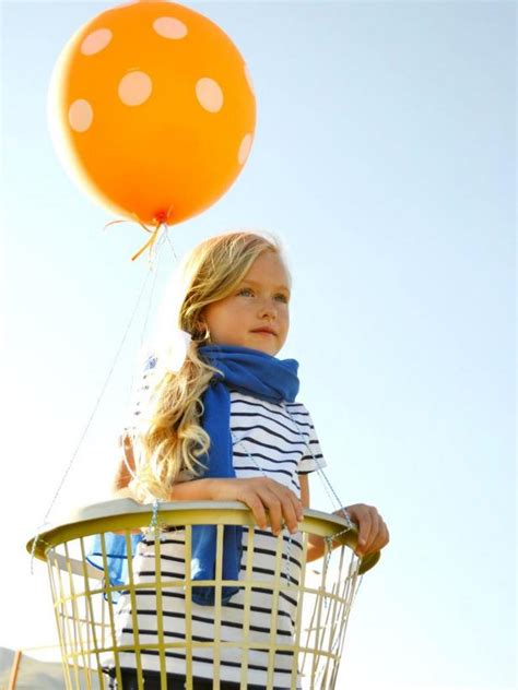 How To Make A Diy Hot Air Balloon Halloween Costume For Kids How Tos