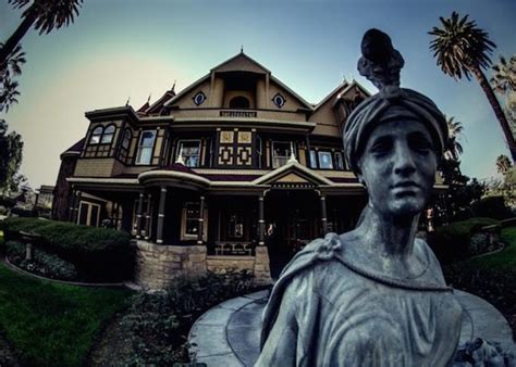 The Bizarre Tale Of The Winchester Mystery House Mysterious Universe