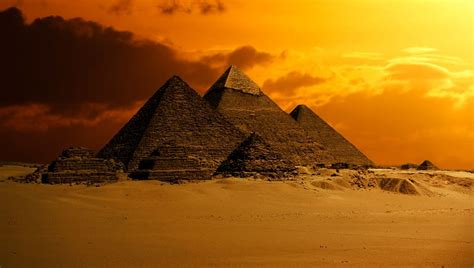 Hd Wallpaper Pyramids Of Giza Digital Wallpaper Sky Desert Ancient