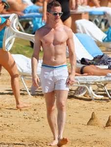 Neil Patrick Harris Shares Kiss On The Beach With Husband David Daily