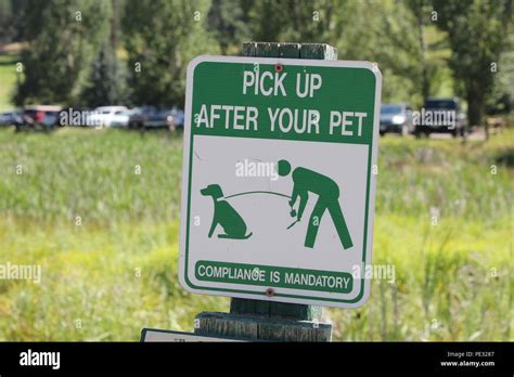 Pick Up After Your Pet Sign Evergreen Colorado Usa Stock Photo Alamy
