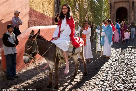 Palm Sunday Jesus Enters Town Catholic Sma