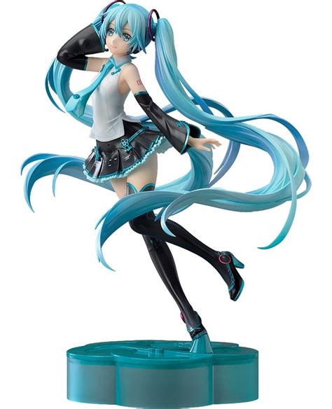 Character Vocal Series 01 Hatsune Miku 18 Scale Pre Painted Figure