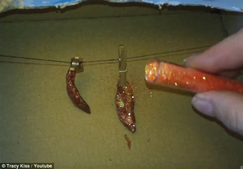 Buckinghamshire Woman Turns Her Own Labia Into Jewellry Daily Mail Online