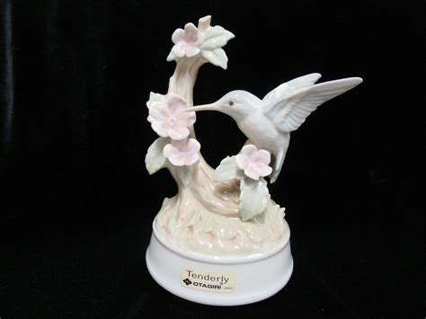 Vintage Otagiri Hummingbird Music Box Mid Century Japan Porcelain