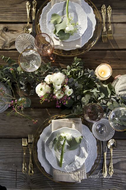 7 Romantic Inspired Simple Table Settings That Are Perfect