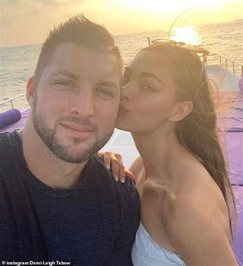 Tim tebow's wife is a very beautiful woman. Tim Tebow and new wife Demi leave the Maldives for charity ...