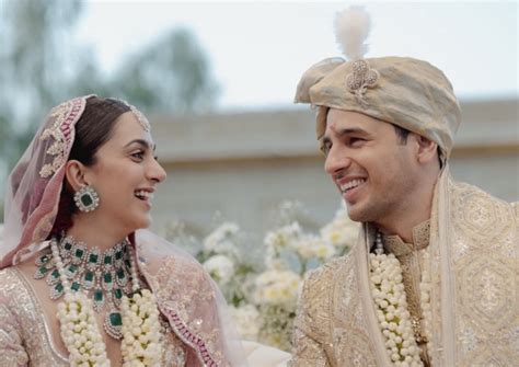 Sidkiara Marriage First Pics Kiara Advani And Sidharth Malhotra Share Their Wedding Pictures On