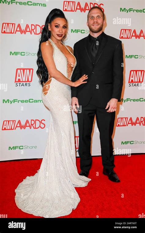 Jessy Dubai L And Guest Attend The 2020 Adult Video News Avn Awards