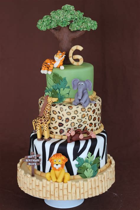 A Jungle Safari Cake With A Surprise Inside Sweet Dreams And Sugar Highs