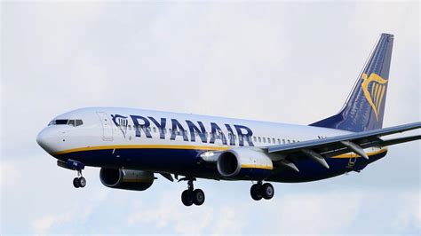Ryanair Wallpapers Top Free Ryanair Backgrounds Wallpaperaccess