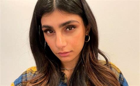No Longer Nude Is Former Pornstar Mia Khalifa S Only Fans X Rated Film Daily
