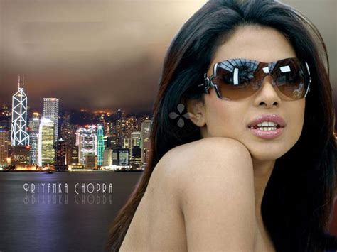 Priyanka Chopra Latest Unseen Photo In Bikini ~ The Aj World Latest Unseen Hd Wallpapers