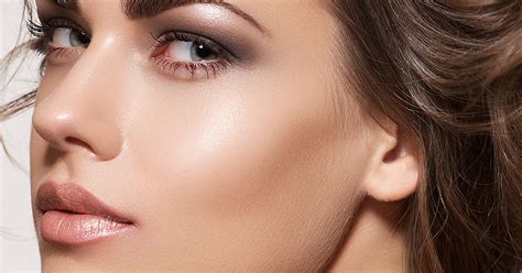 Strobing Der Neue Make Up Trend Dm Online Shop Magazin