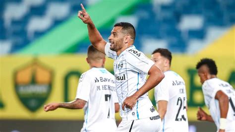 Included best odds offered by top 6 online bookmakers, the results and the performance analysis of each team based on. Cuiabá 1 x 2 Grêmio: Tricolor vence e garante vantagem na ...