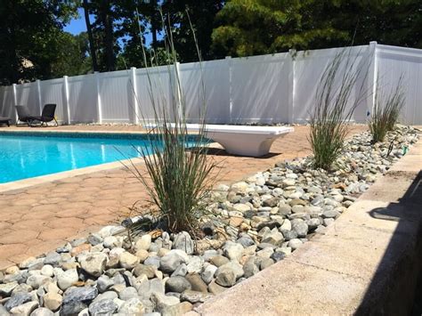 11 Simple Pool Landscaping Ideas That Fit Your Budget