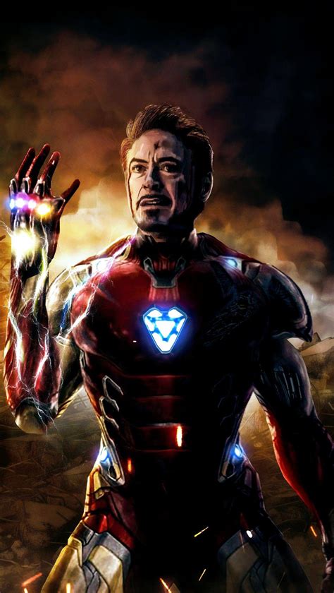 Dppicture Iron Man With Infinity Gauntlet Wallpaper