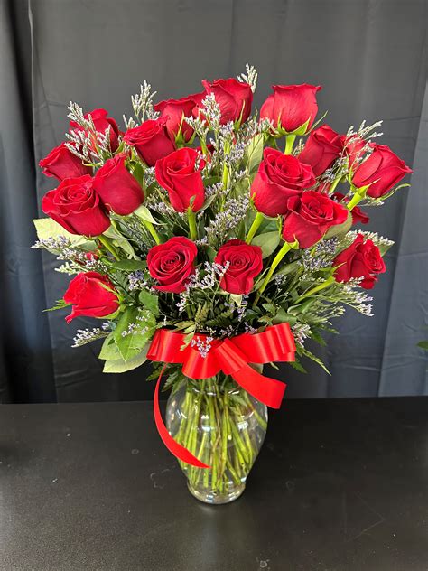 1 Dozen Long Stem Red Roses In Land O Lakes Fl Flagler Floral Co