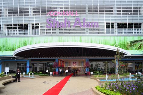 Shoppers can shop at ease, in a comfortable and welcoming ambience. Pembukaan AEON Mall Shah Alam | Sedikit Pandangan Dari Saya