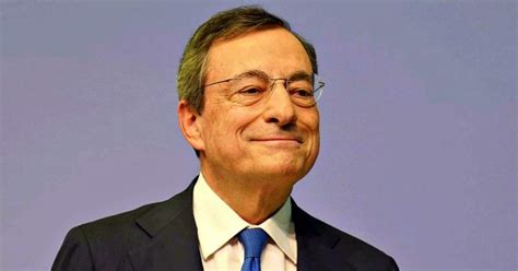 Mario draghi acusa a miguel urbán de hacer ver que el bce es una entidad política y no lo somos. Bce, ultima conferenza stampa di Draghi: "Gli effetti ...