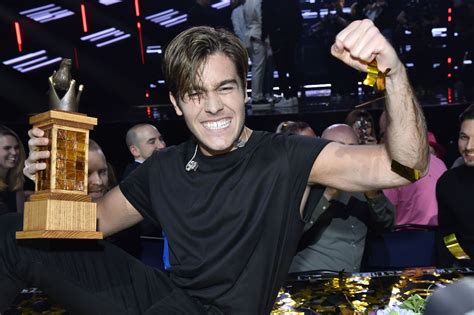 I've attended the nemo academy of digital art in florence where i studied illustration and character design. Eurovision Sweden: Benjamin Ingrosso's Dance you off goes ...