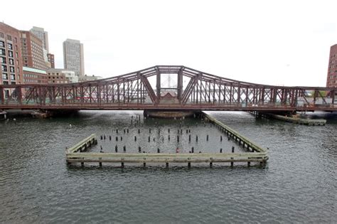 With Boat Traffic Up Fort Point Bridge Openings To Rise Boston Herald