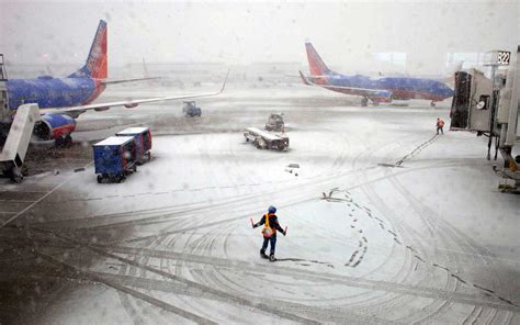 Airlines Are Waiving Change Fees Ahead Of Major Winter Storm This Weekend