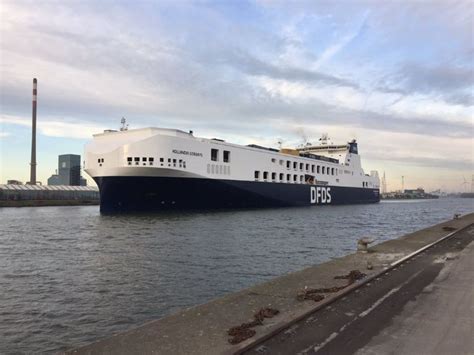 New And Largest Dfds Ro Ro Ship Hollandia Seaways Sails Between