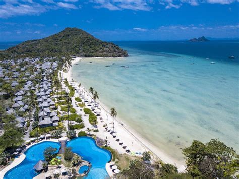 Phi Phi Island Village Beach Resort Promises Robinson Crusoe Style