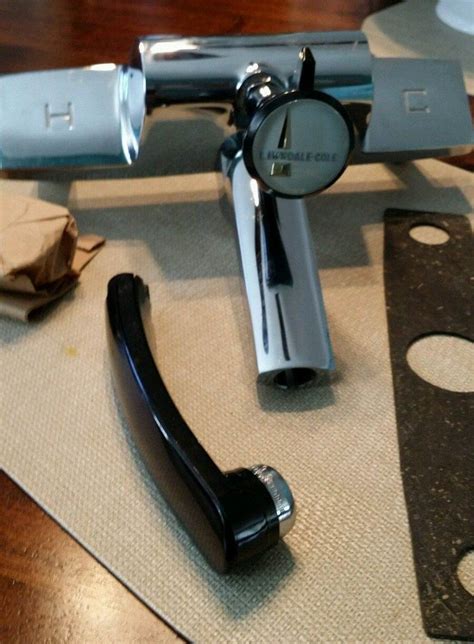 A detailed review of the best kitchen sink faucets to buy in 2021, from traditional, pull out and pull down, to faucets with sensors. Rare & wonderful 1962 Lawndale-Cole kitchen faucet - one ...