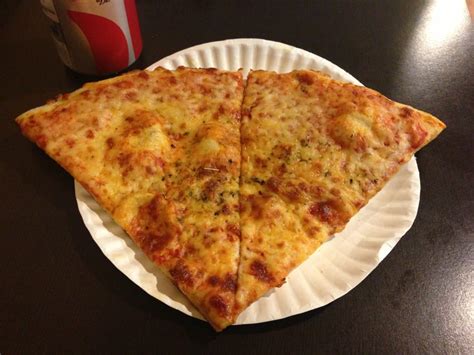 There aren't enough food, service, value or atmosphere ratings for the pizza slice, thailand yet. Pizzaiolo - Pizza - 698 Queen St E - Toronto, ON - Phone ...