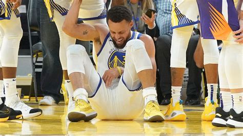 Lebron James Sends Best Wishes To Stephen Curry After His Injury
