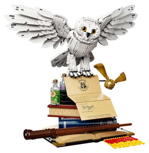 Lego Harry Potter Unveils 3000 Piece 76391 Hogwarts Icons Collectors