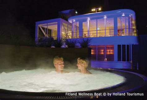 Is drinking a klootzakske by klootzakske at holland meer dan. Wellness und Thermenvielfalt in den Niederlanden | www ...