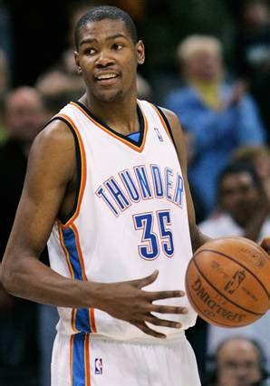 Kevin durant is 1 of 2 players in nba history with 25+ career ppg and a true shooting. Kevin Durant Young Basketball Player Profile and Photos ...
