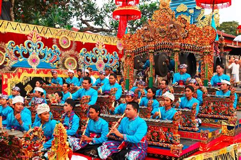 Perkembangan Gamelan Bali Oleh I Wayan Madra Aryasa Pentas Seni 1974