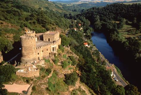 Dans la hotte du père noël. La vallée de la Sioule dans l'Allier : découvrir la vallée ...