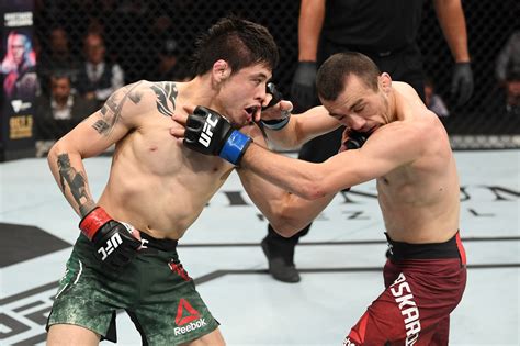 Deiveson figueiredo captured the ufc flyweight title last year with a dominant performance against joseph benavidez in their rematch clash. Brandon Moreno Wife - 556 Brandon Moreno Ufc Photos And ...