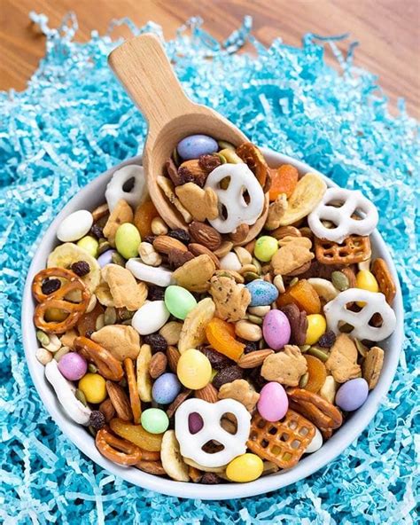 bunny bait easter trail mix simply happy foodie