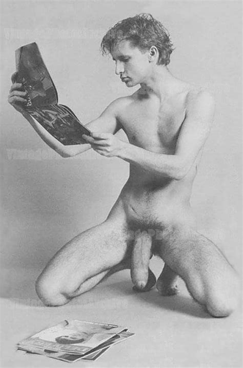 Junge nackte männliche beim Lesen Vintage Foto 1960er Jahre Etsy