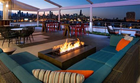 10 Magical Chicago Rooftop Bars Offering Cozy Winter Hideouts Secret Chicago