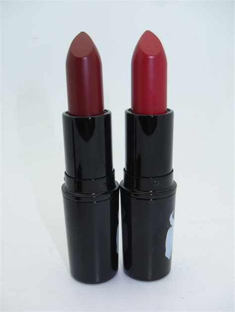 Mac Marilyn Monroe Lipstick Review And Swatches Musings Of