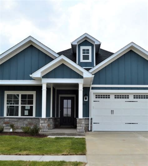 28 Of The Most Popular House Siding Colors Allura Usa Siding Colors
