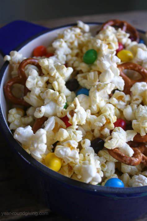 Mandms Popcorn Snack Mix Daily Appetite