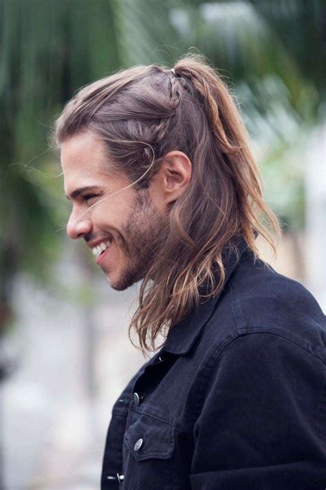 And while not all men can pull off a man bun, top knot or ponytail. Man Ponytail: 10 Cool and Easy Styles for Any Hair Type