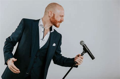 Hire Solo Male Cover Singer Event And Wedding Singer Scarlett