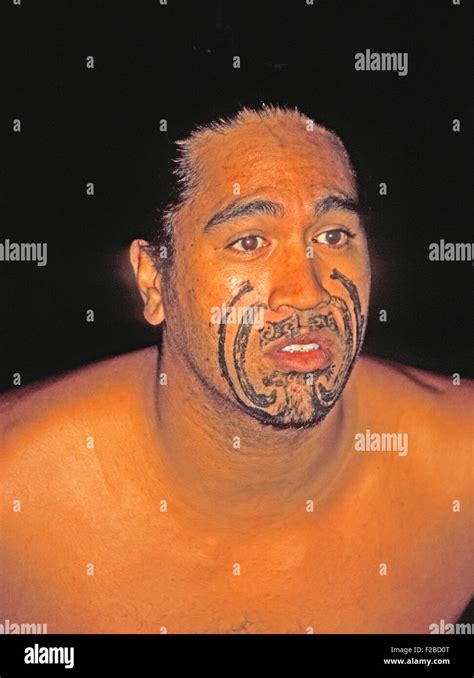 Maori Man Portrait Hi Res Stock Photography And Images Alamy
