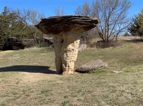 The Unusual Wonders Of Mushroom Rock State Park Kansas Rock Seeker
