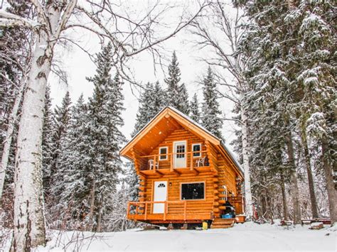 9 Best Cabin Rentals In Alaska For 2022 With Photos Trips To Discover